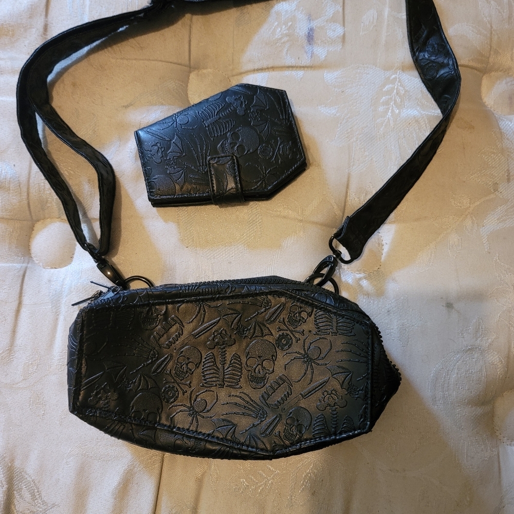 Purse and wallet set